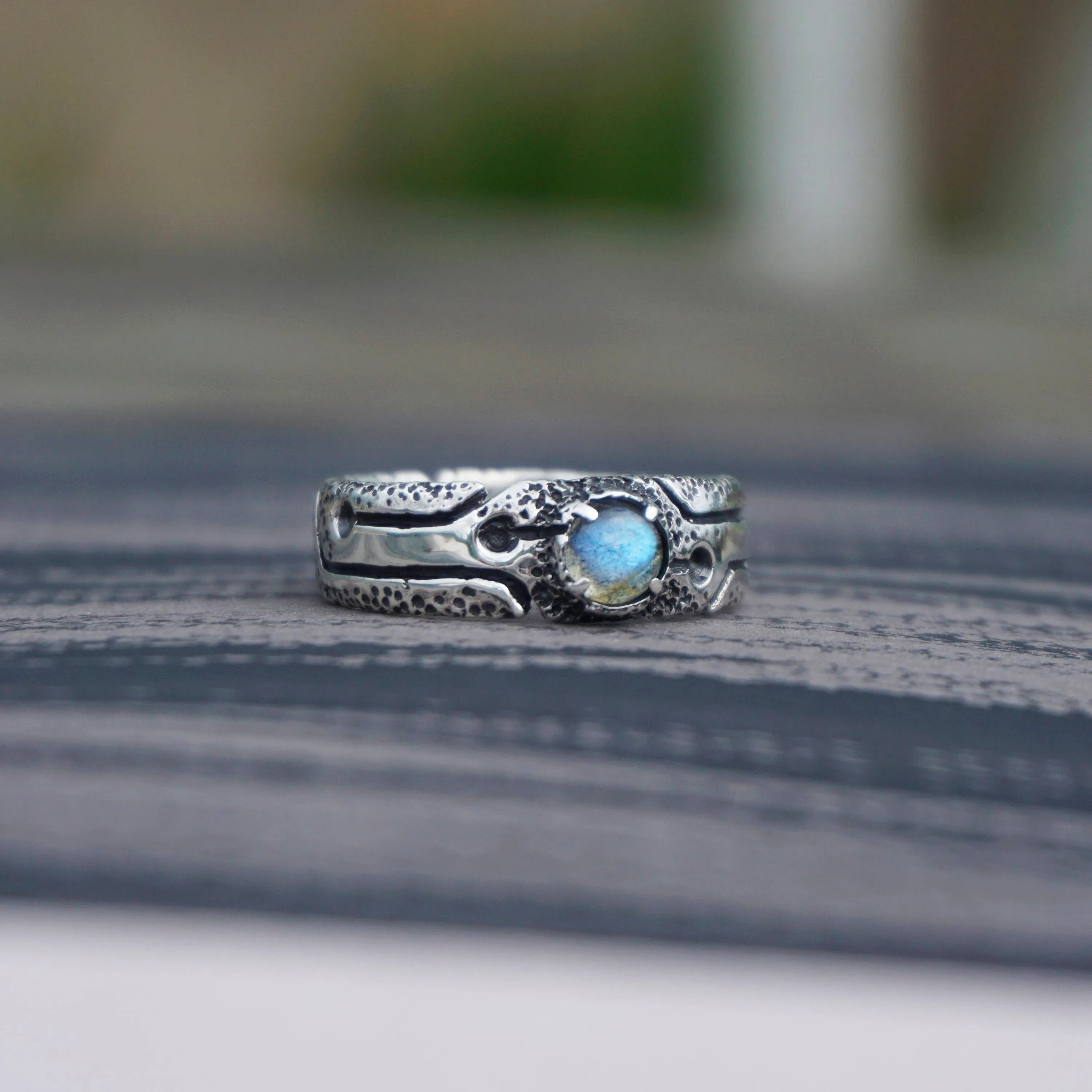 Labradorite Ring GLOW